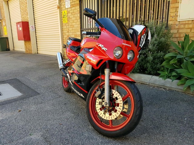 Honda cbr250rr mc22
