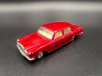 Matchbox Vintage Rolls Royce Silver Shadow Red No 24 Lesney England