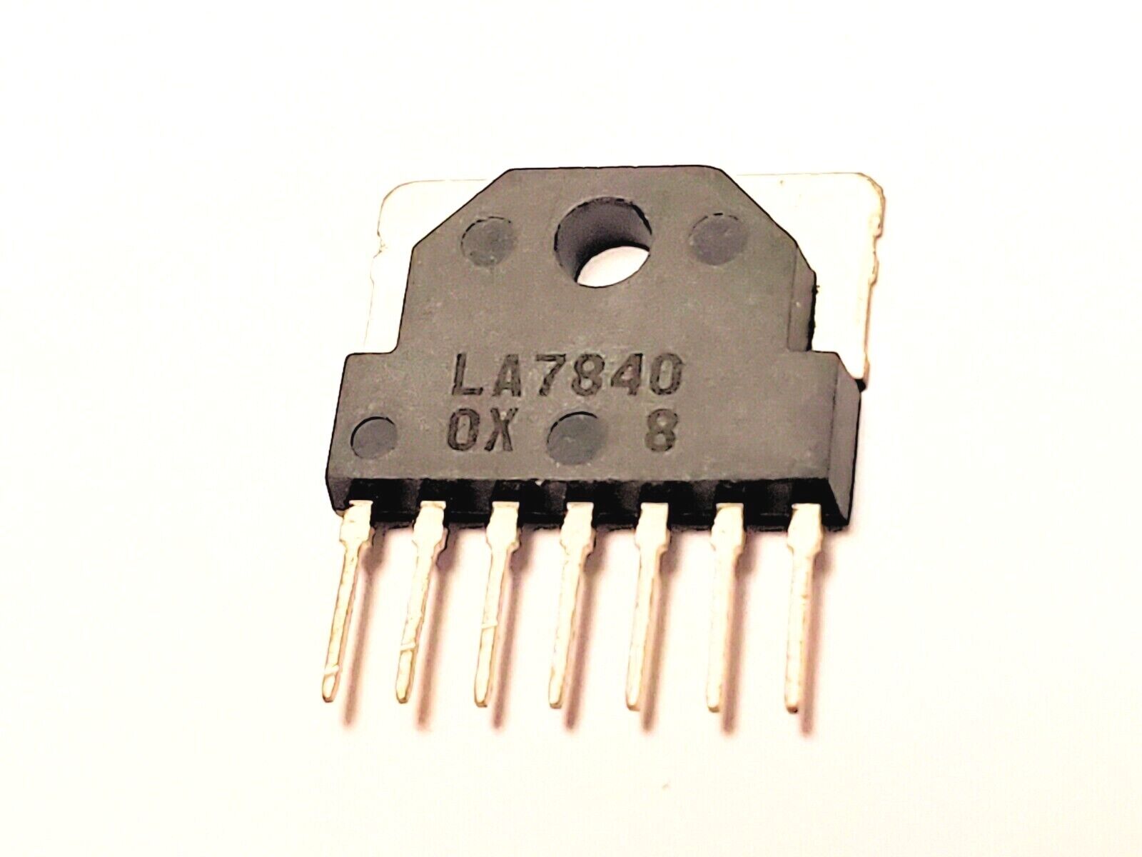 LA7840 