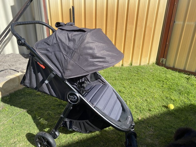 gumtree mountain buggy