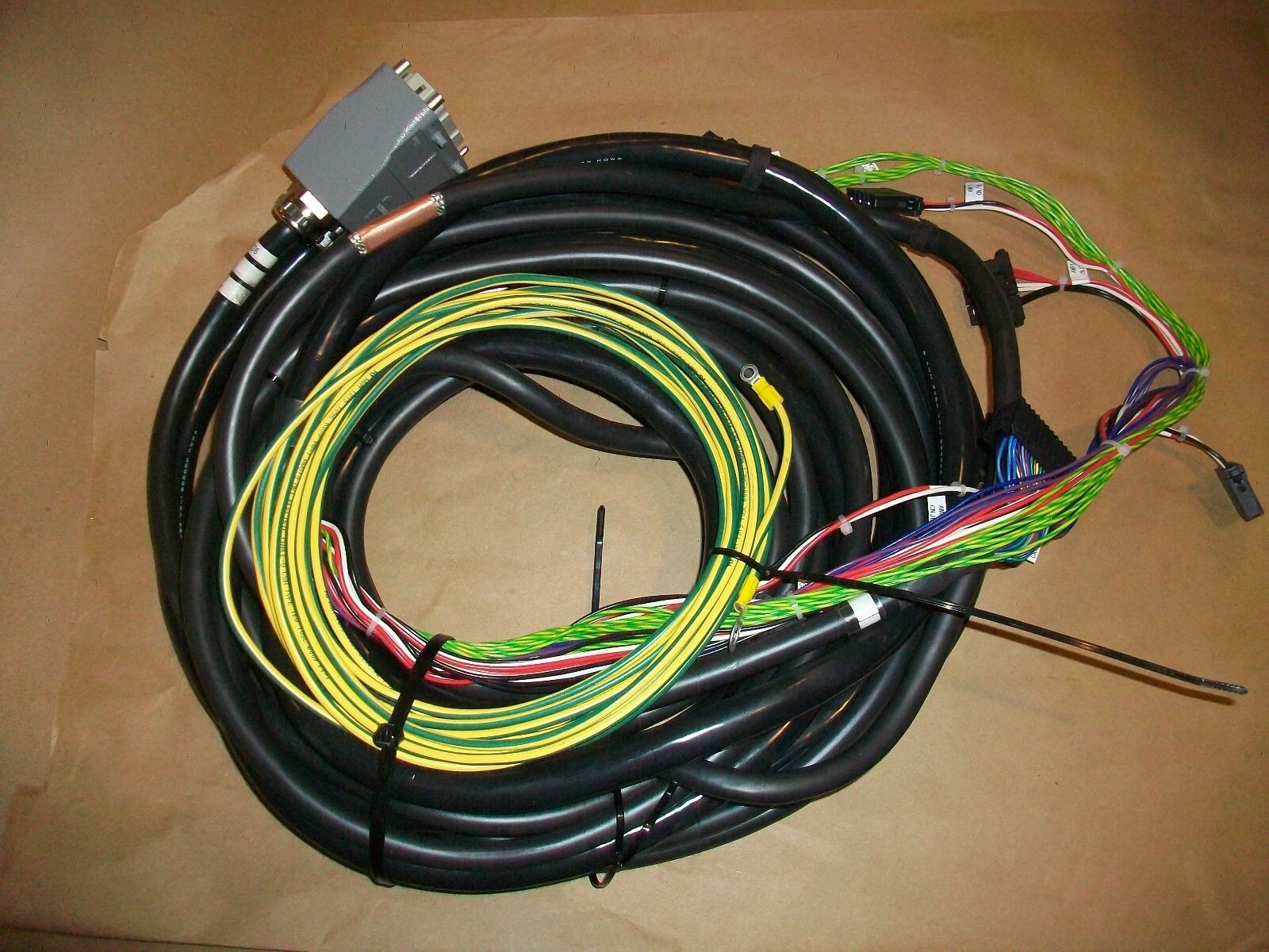 Fanuc Robot Cable A05B-2611-H100 NEW for M-10 / M-20 / Arc Fanuc Robot Cable A05B-2611-H100 NEW for M-10 / M-20 / Arc