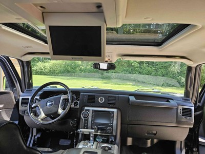 image 9 of interior
