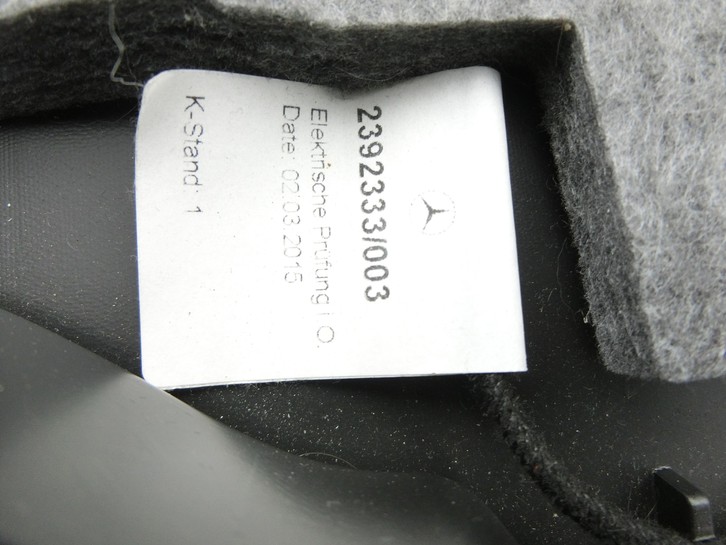 Mercedes S205 W205 14-18 Handschuhfach Mercedes S205 W205 14-18 16.04.2015 A2056800091 2392211-9J38 gebraucht Vorschau 6