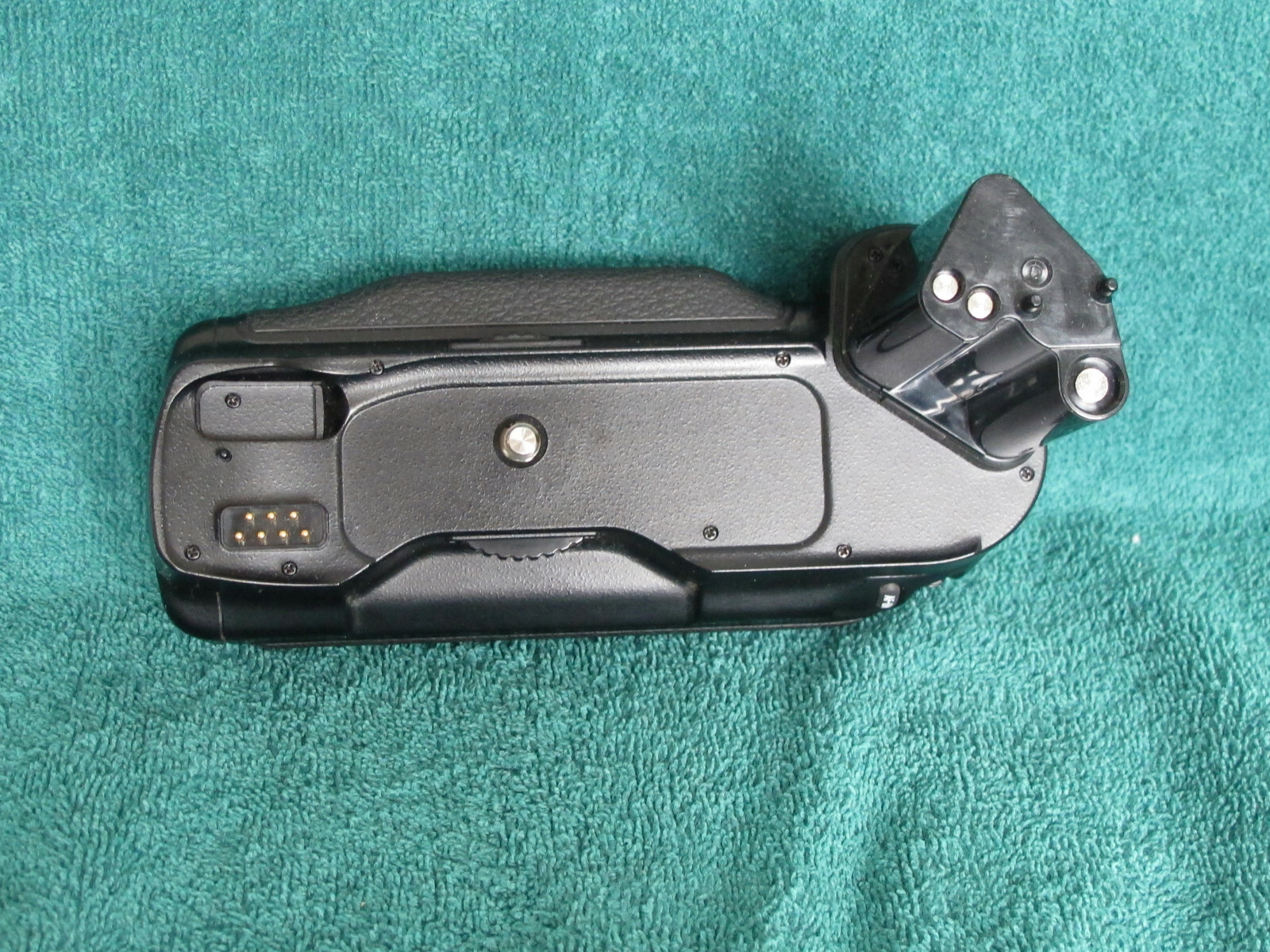 Nikon MB-15 High Speed Battery Pack Vertical Grip for F100 Excellent & Tested