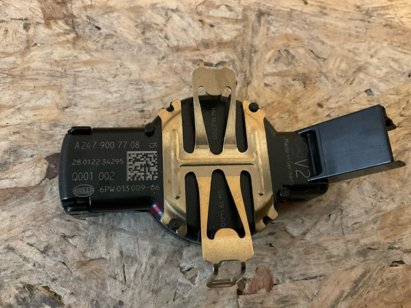 Original Mercedes B-Klasse W177 W247 Regensensor Lichtsensor Sensor A2479007708