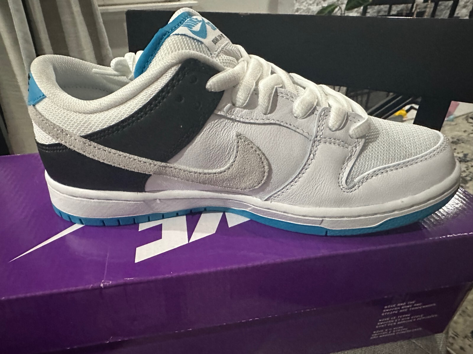 dunk low pro sb laser blue