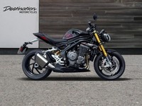 2025 Triumph Speed Triple 1200 RS STANDARD COLOUR Petrol black 6 Speed