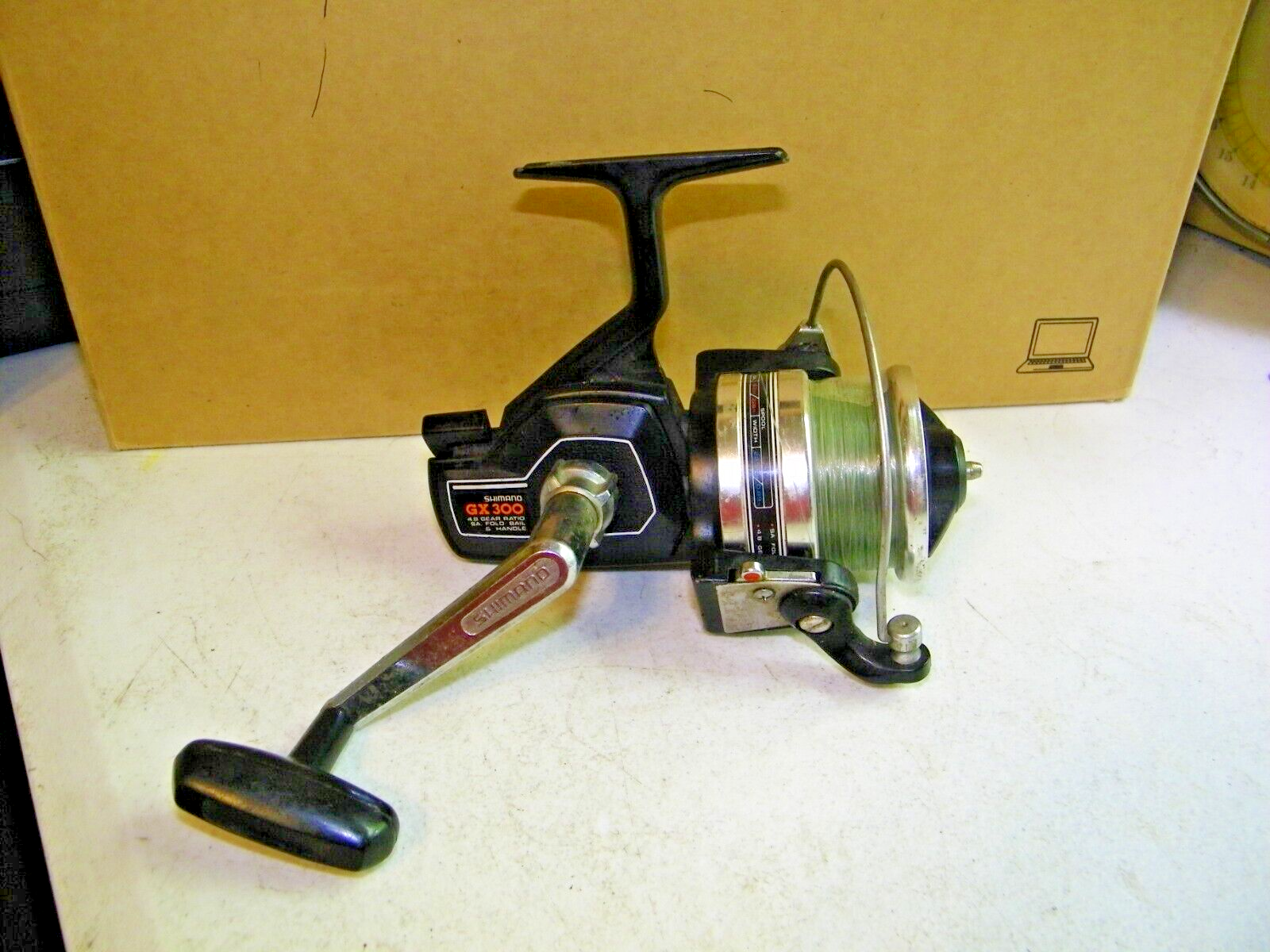 SHIMANO 海春　100-300 SHIMANO 海春 100-300 Shimano Twinpower Spinning Reel