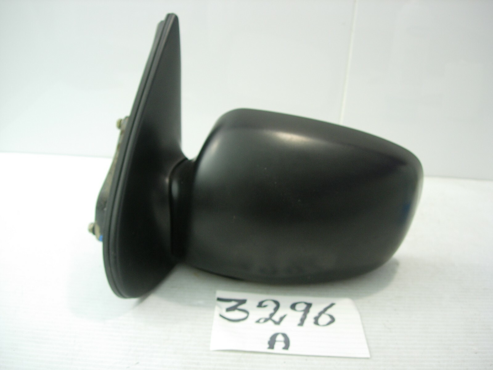 99 00 01 02 Mercury Villager DRIVER side Mirror Used Power 99 00 01 02 Mercury Villager DRIVER side Mirror Used Power