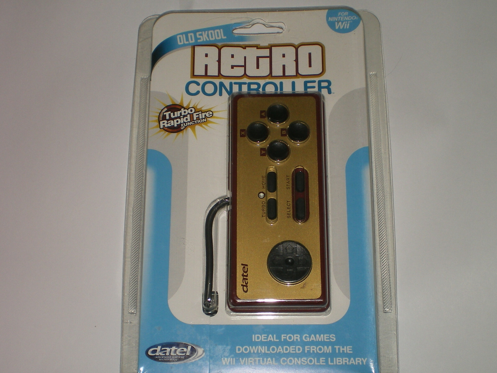 Datel Old Skool Wired Retro Controller for Nintendo Wii