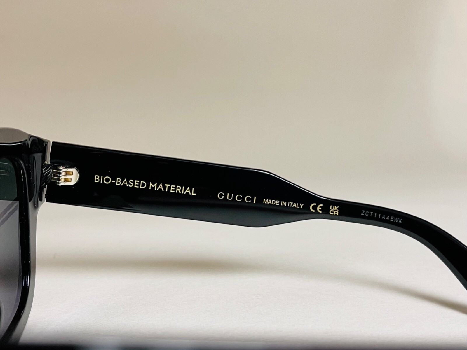 Pre-owned Gucci Authentic 1110 Black Chunky Bio Based Bold Sunglasses Gg1110s 001 Unisex In Gray