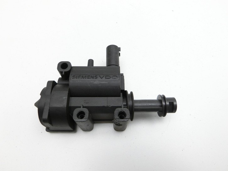 BMW E60 525i LCI 07-10 Tankdeckel Stellmotor Tankklappenmotor BMW E60 525i LCI 07-10 06.10.2008 67116985878 6985878... Vorschau 3