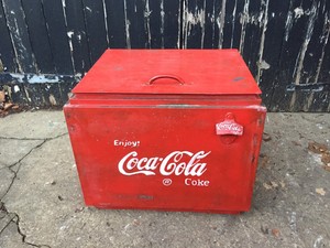 cola coca box cooler drinks ice cool