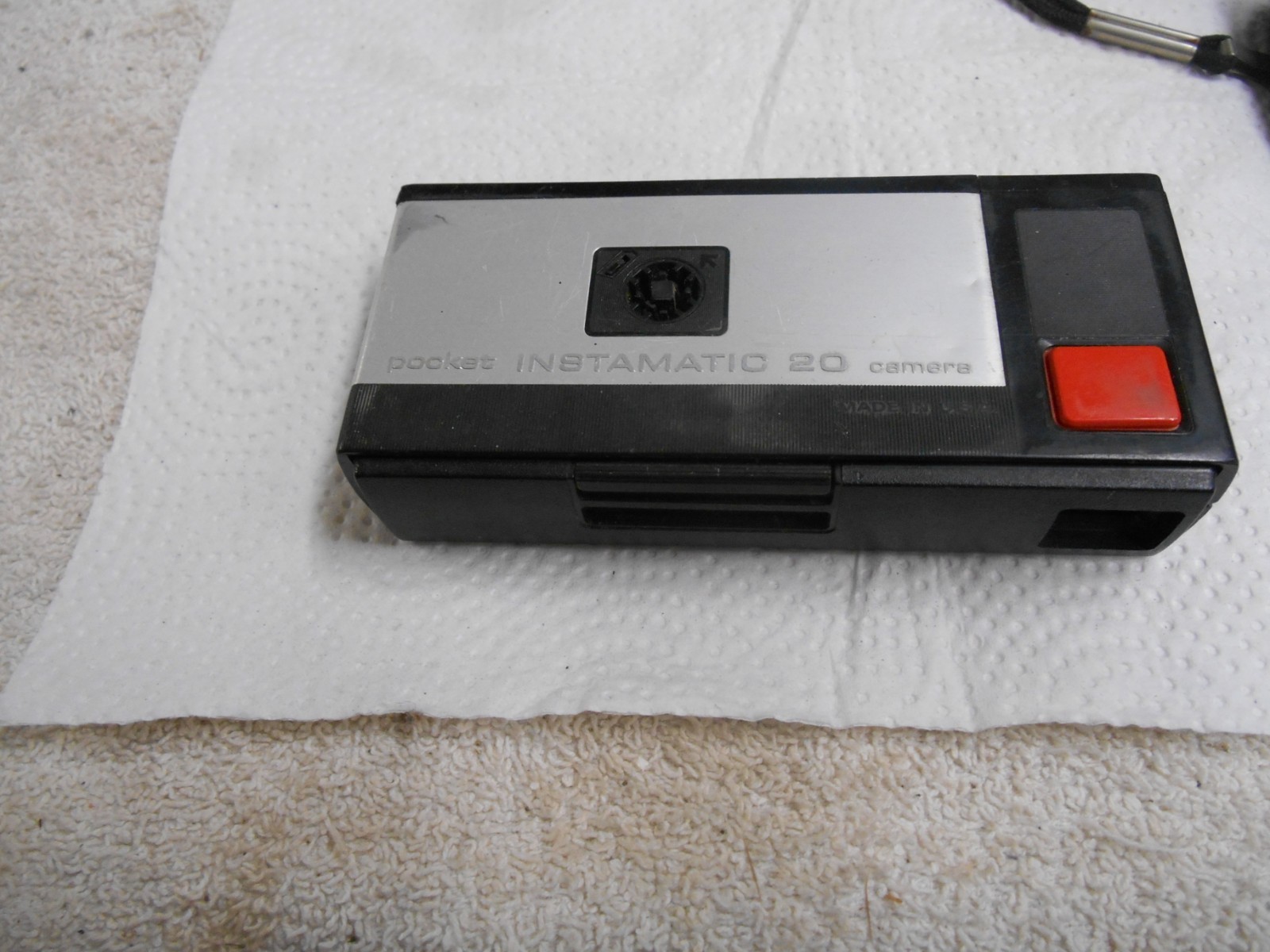 4 Vintage Cameras one price Pentax, Kodak 600, Vivitar Tele 603, Kodak Instamati