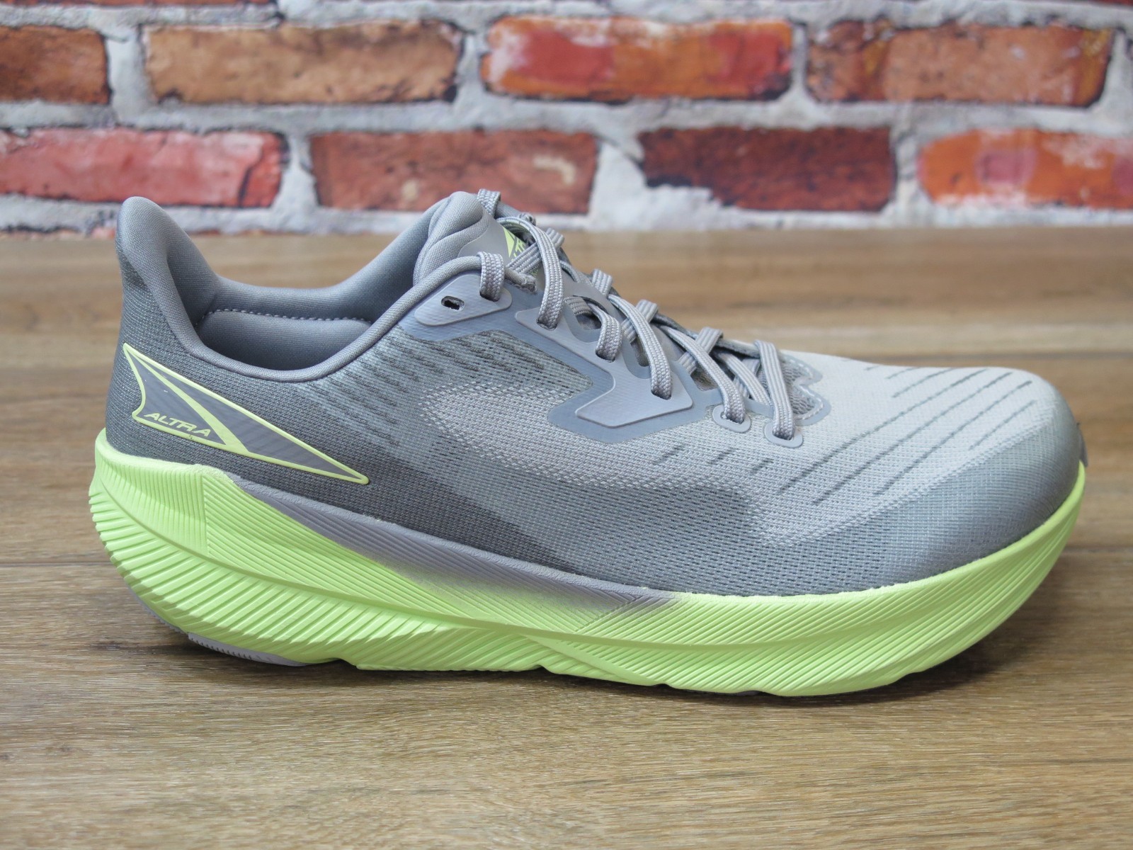 FLOW　VERT　149ｃｍ Women's Cloudflow 5 | Blue & Grey | On Canada