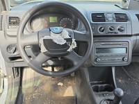 Skoda Fabia 545 10-14 Schalter On Off Beifahrer Airbag Skoda Fabia 545 10-14 31.05.2010 5J0919235B gebraucht Vorschau 9