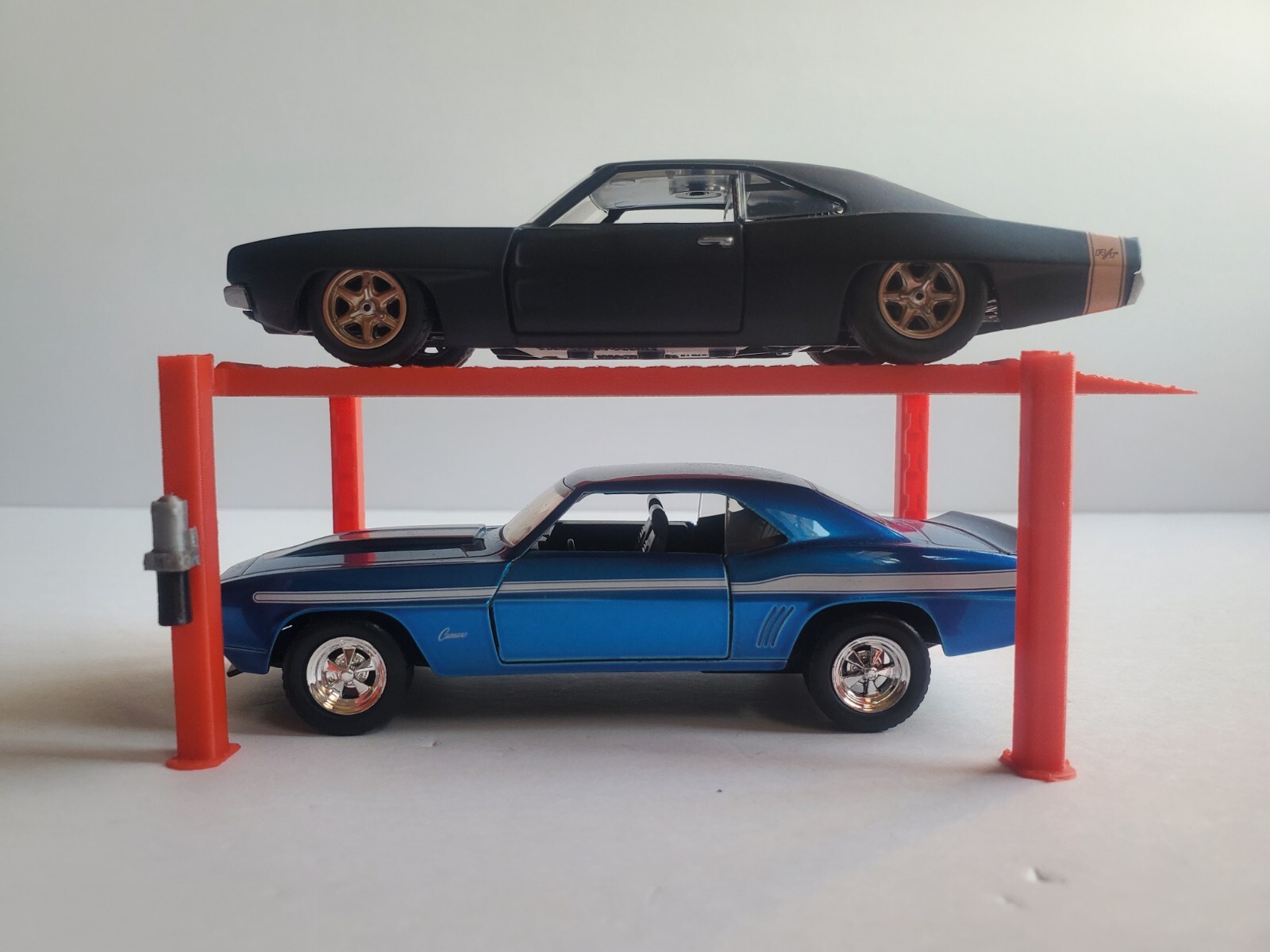 4 Post Lift For 1/32 Scale Garage Mini Display RC Double