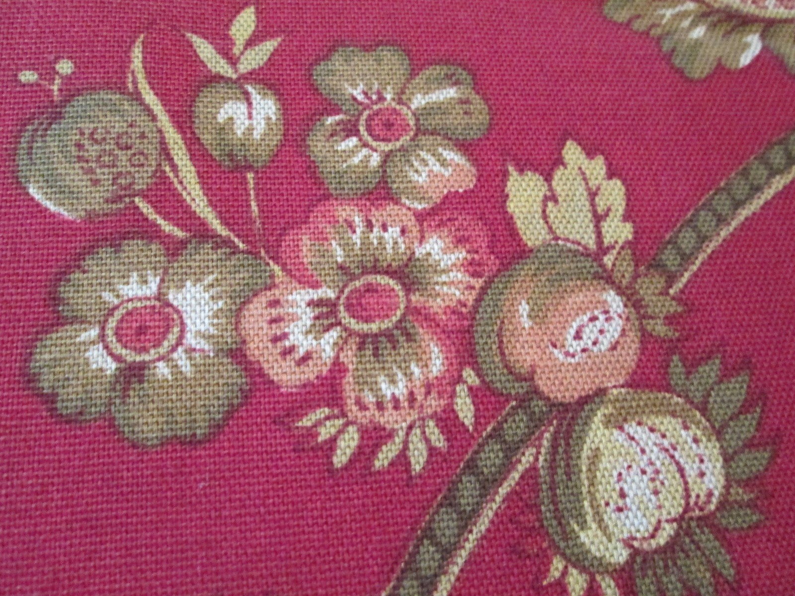 RICHLOOM DRAPERY PILLOW CURTAIN FABRIC LARGE PAISLEY BARN RED TANS 54