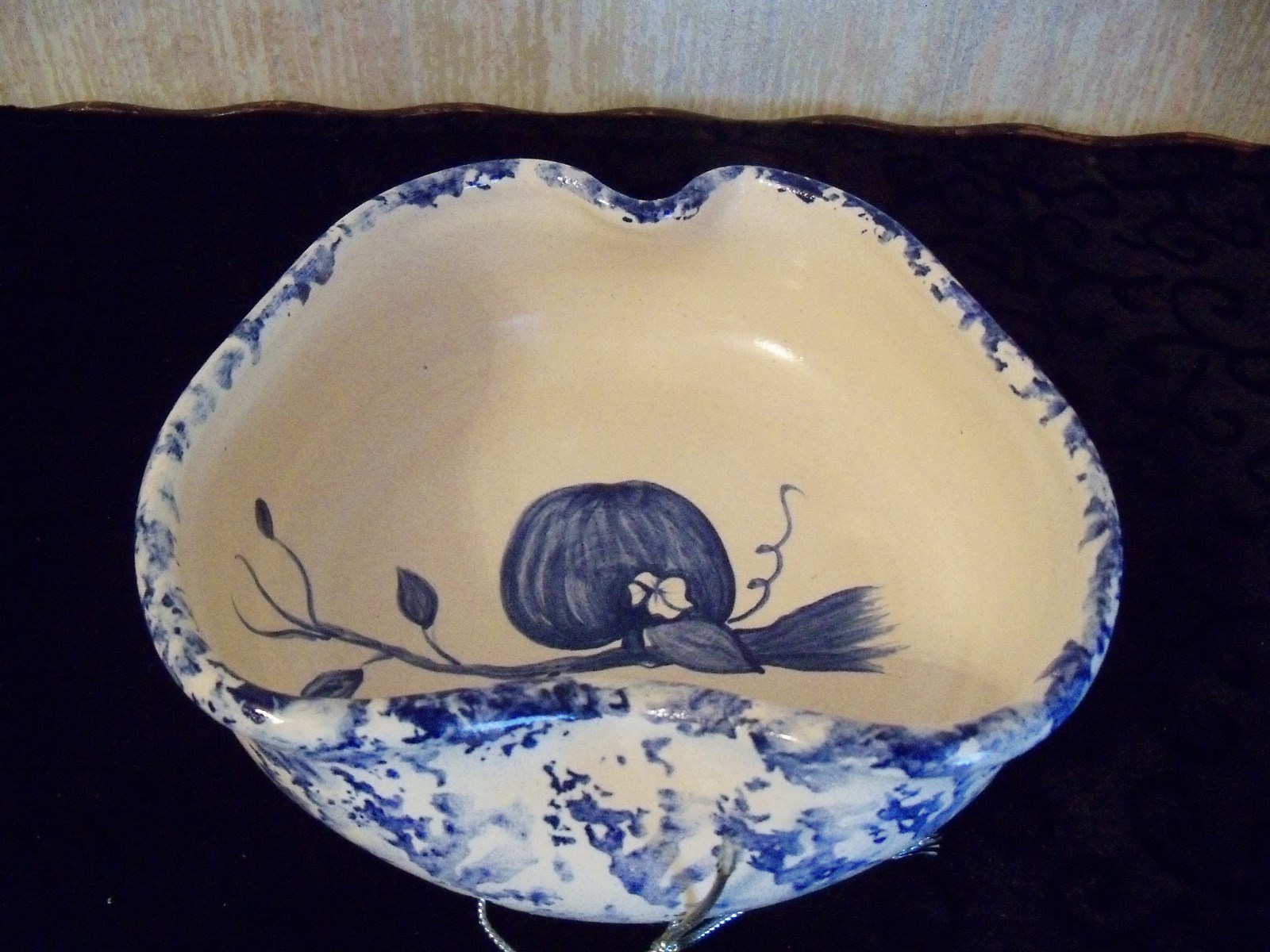 Apple Shaped Pottery Bowl / Hand Made