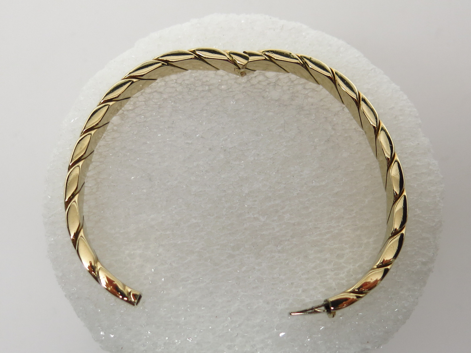 Simply Elegant, Vintage  14 K Italian Gold Bracelet