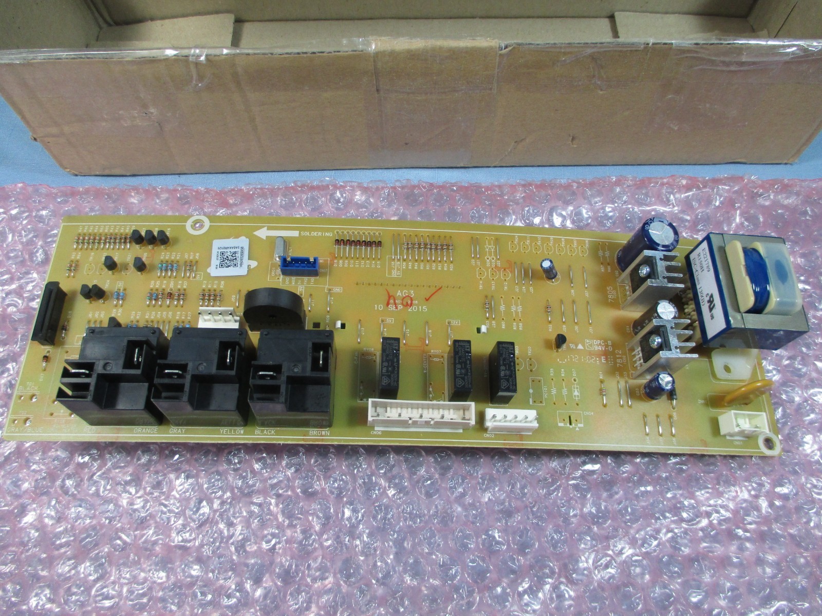 DE92-03045B Samsung Assy Pcb Main Led Oas-Ag Genuine OEM DE92-03045B