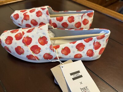 Toms Alpargata Once Upon A Farm Womens Size 9 Canvas Apples Canvas Shoes NWT