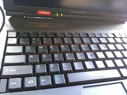 Vintage Hitachi MX Series Laptop Computer P/N MX133