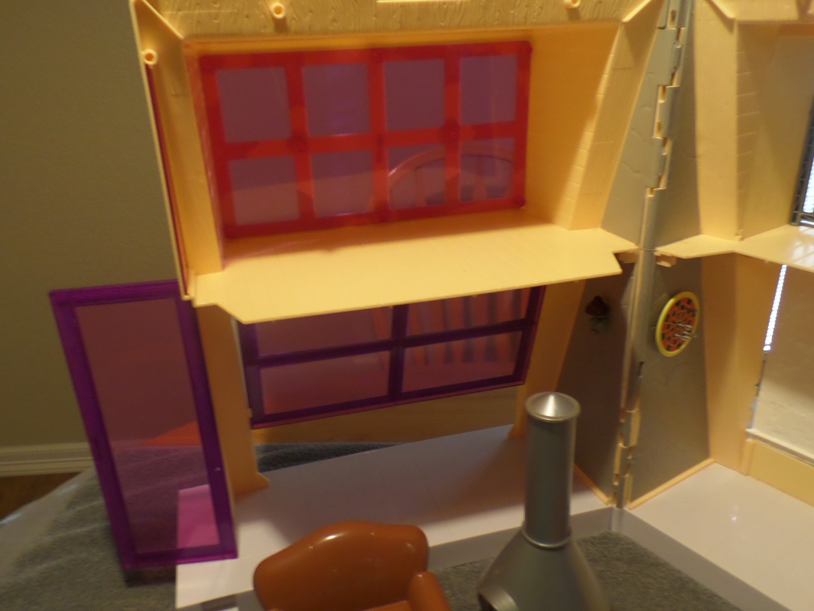 BRATZ ICE CHAMPIONS WINTER LODGE, 2004, TOYS R US EXCLUSIVE