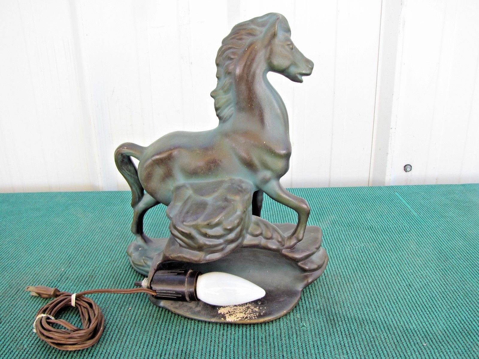 Vintage 1950's Ceramic Horse TV Lamp Table Light Green