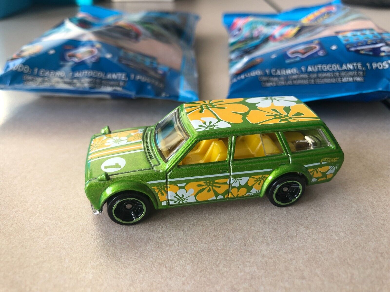 Hot Wheels '71 Datsun 510 Wagon Green Mystery Model 2018 Hot Wheels '71 Datsun 510 Wagon Green Mystery Model 2018