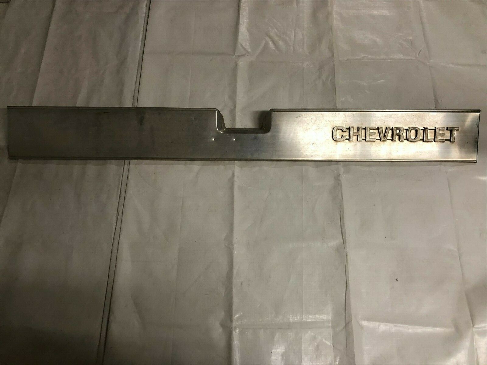 実物 BCM パーツセット 1973-1980 Square Body Tailgate Band Chevy Truck Tail Gate
