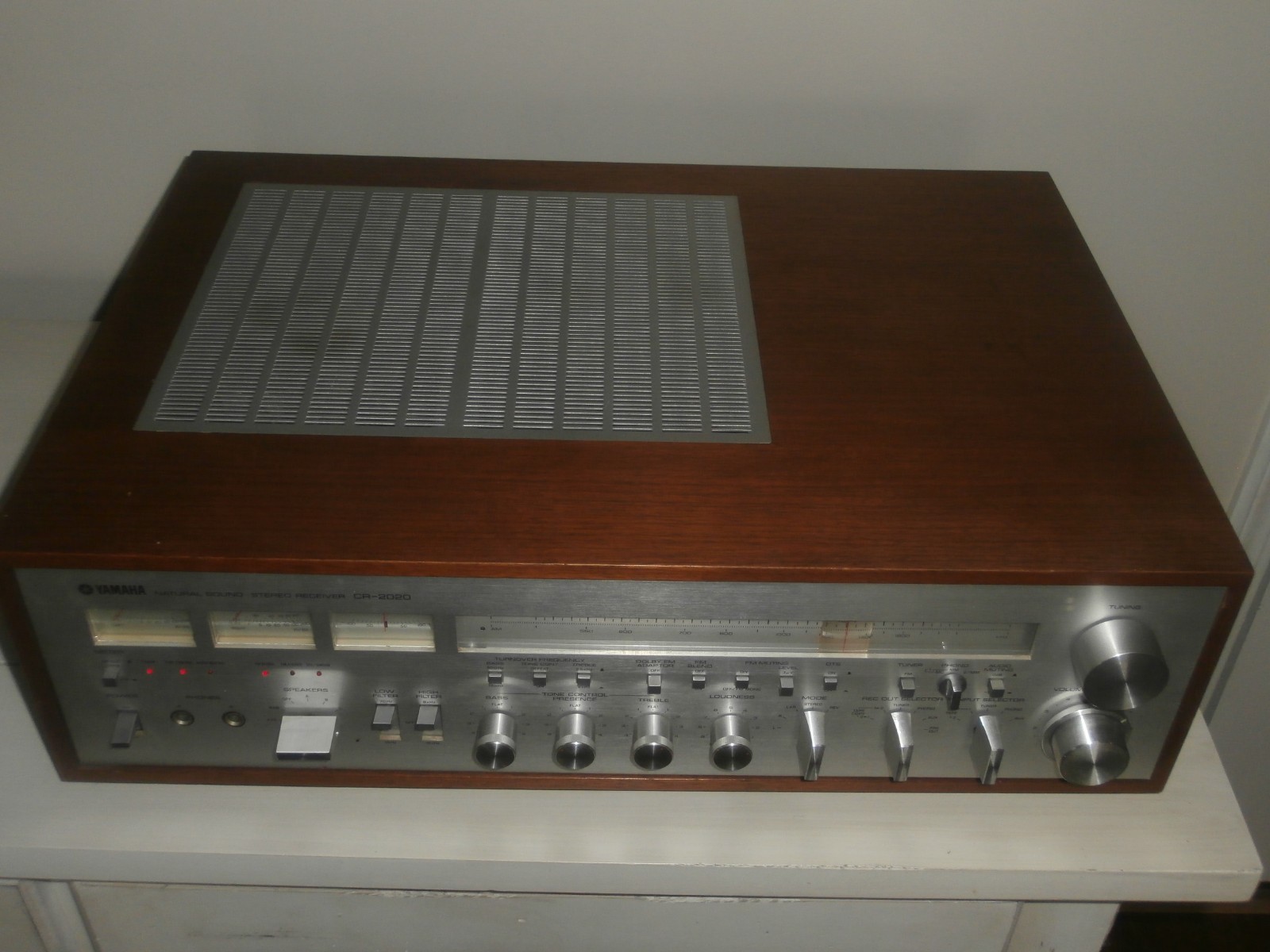 VINTAGE YAMAHA CR-2020 NATURAL SOUND RECEIVER - JAPAN - CLEAN - WORKING PERFECT