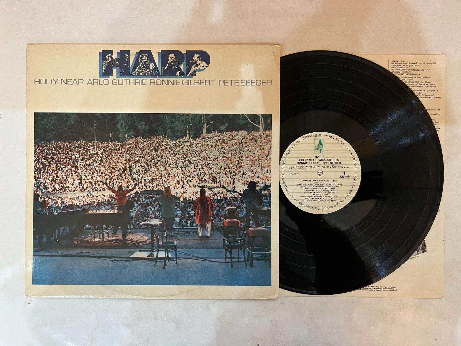 Holly Near, Arlo Guthrie, Ronnie Gilbert, Pete Seeger – HARP Holly Near, Arlo Guthrie, Ronnie Gilbert, Pete Seeger – HARP