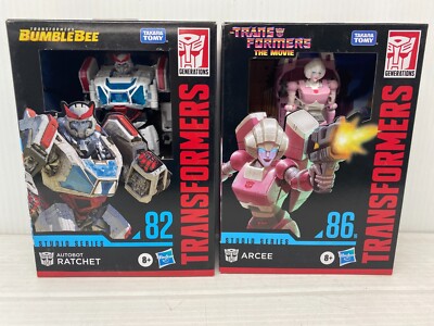Hasbro Transformers Studio Series Deluxe ARCEE and AUTOBOT RATCHET - Mint Sealed