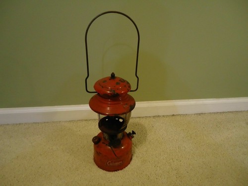 New Coleman Model 2000 NorthStar AND 290 Lantern Generator