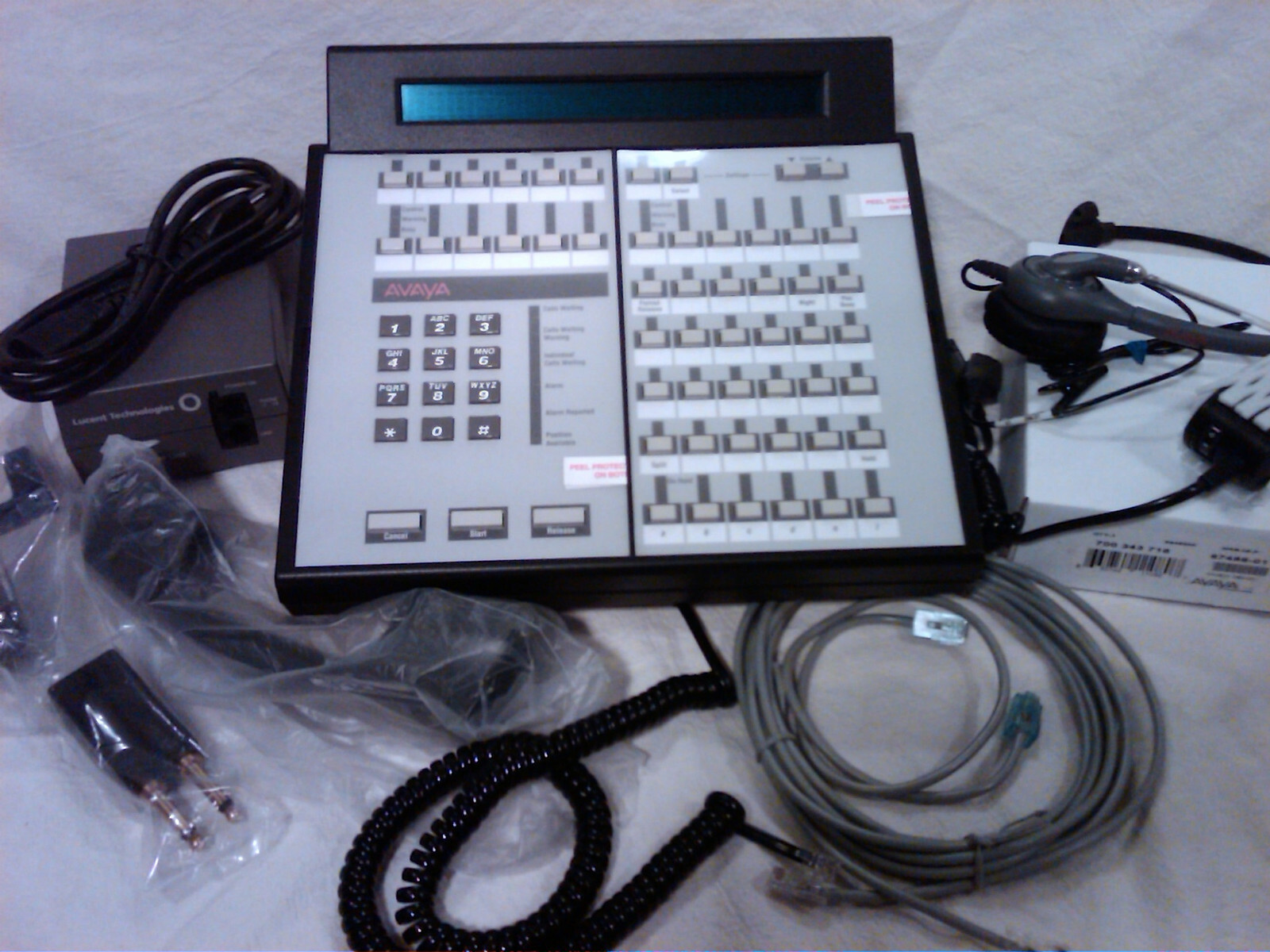 AVAYA 302C ATTENDANT CONSOLE DCP W CRADLE KIT & HANDSET LUCENT AT&T DEFINITY 