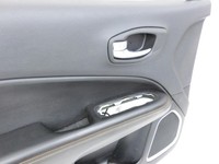 Jeep Compass II 17-21 Türverkleidung Türpappe Links Vorne Jeep Compass II 17-21 12.08.2019 735640174 gebraucht Vorschau 4