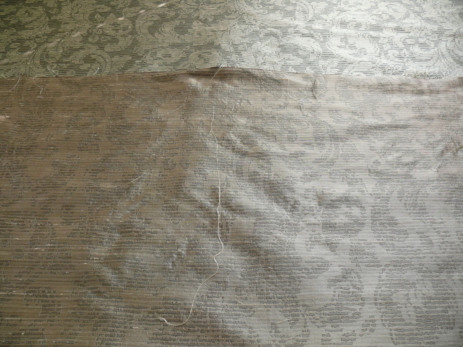 CLOUD HiEND100%SILK JARQUARD PAISLEY SLATE BLUE GREY YD (748Cloud)