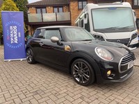 2017 Mini Hatch 1.5 Cooper Seven Hatchback 3dr Petrol Manual Euro 6 (s/s) (136