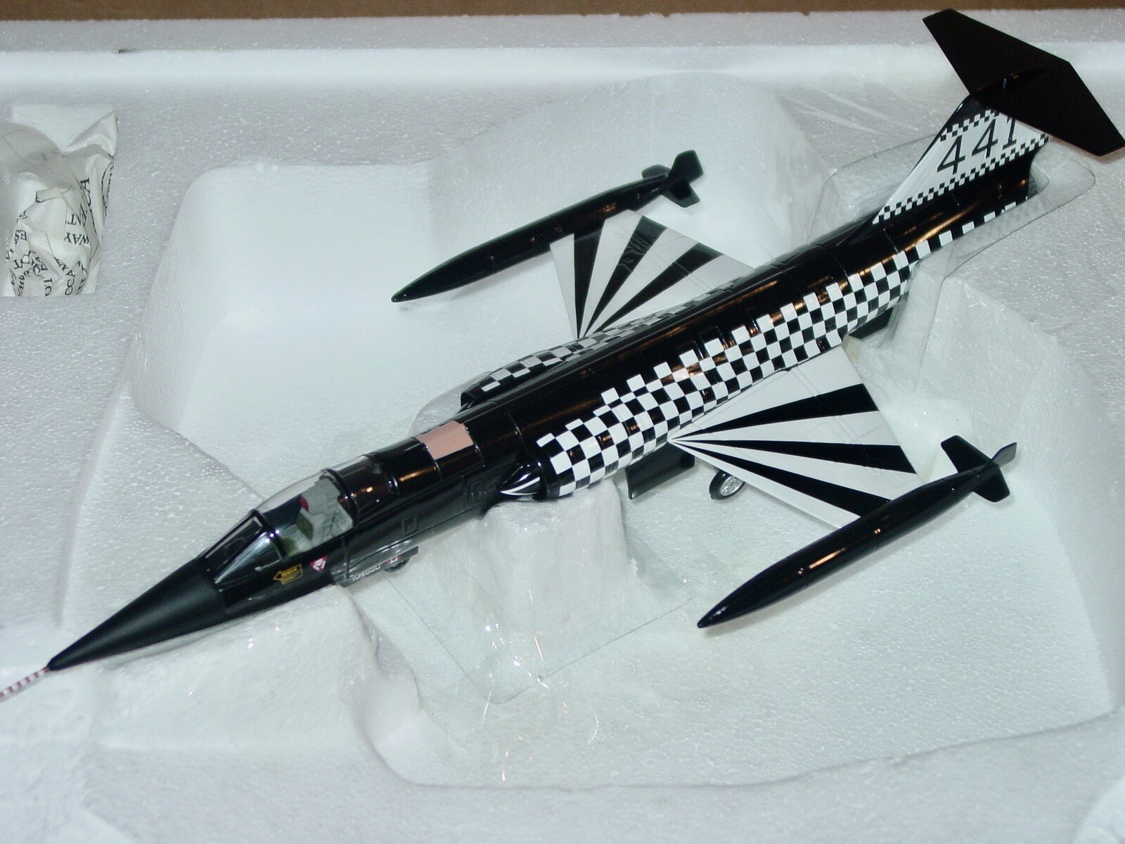 FRANKLIN MINT ARMOUR プラモデル Franklin Mint Armour B11B174 1/48 Scale F-4 Phantom USAF