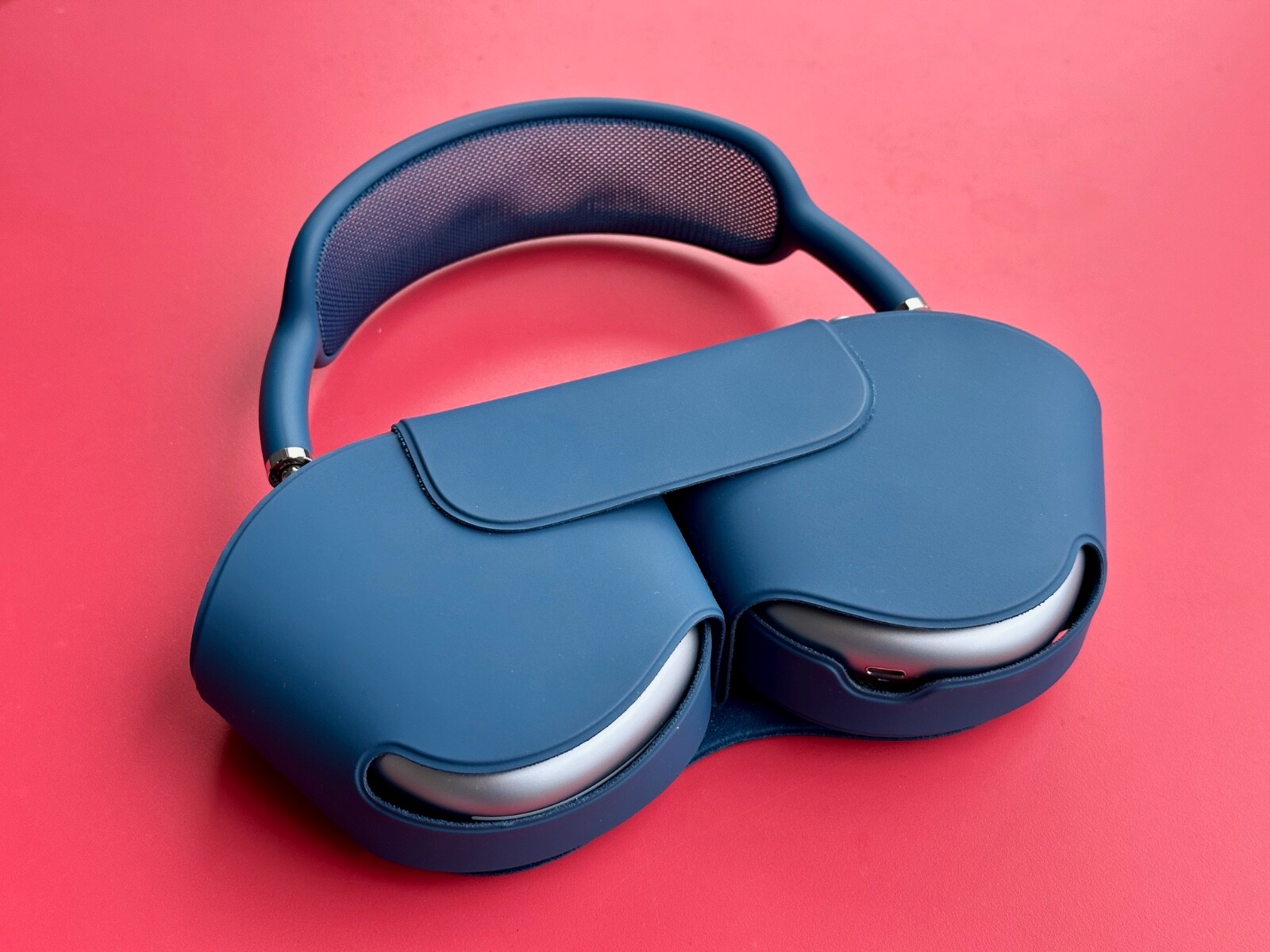 Apple AirPods Max Wireless Over-Ear Headphones (A2096) - Sky
