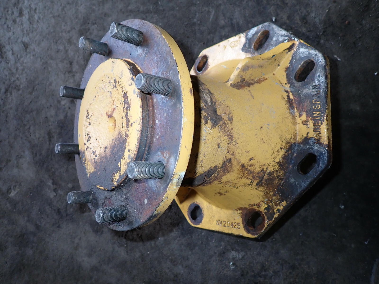 AD3 John Deere 332D Skid Steer Loader Axle Assembly KV26578 318