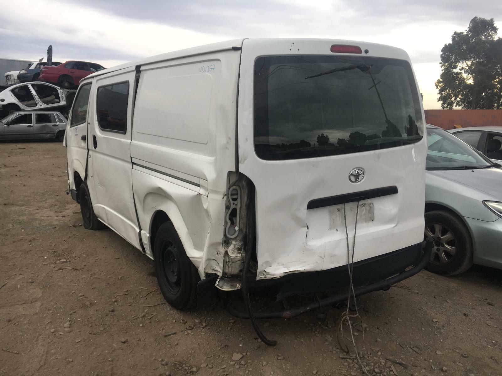 Toyota Hiace Left Rear Door Roller KDH200 03/2005-04/2019 - thumbnail 7