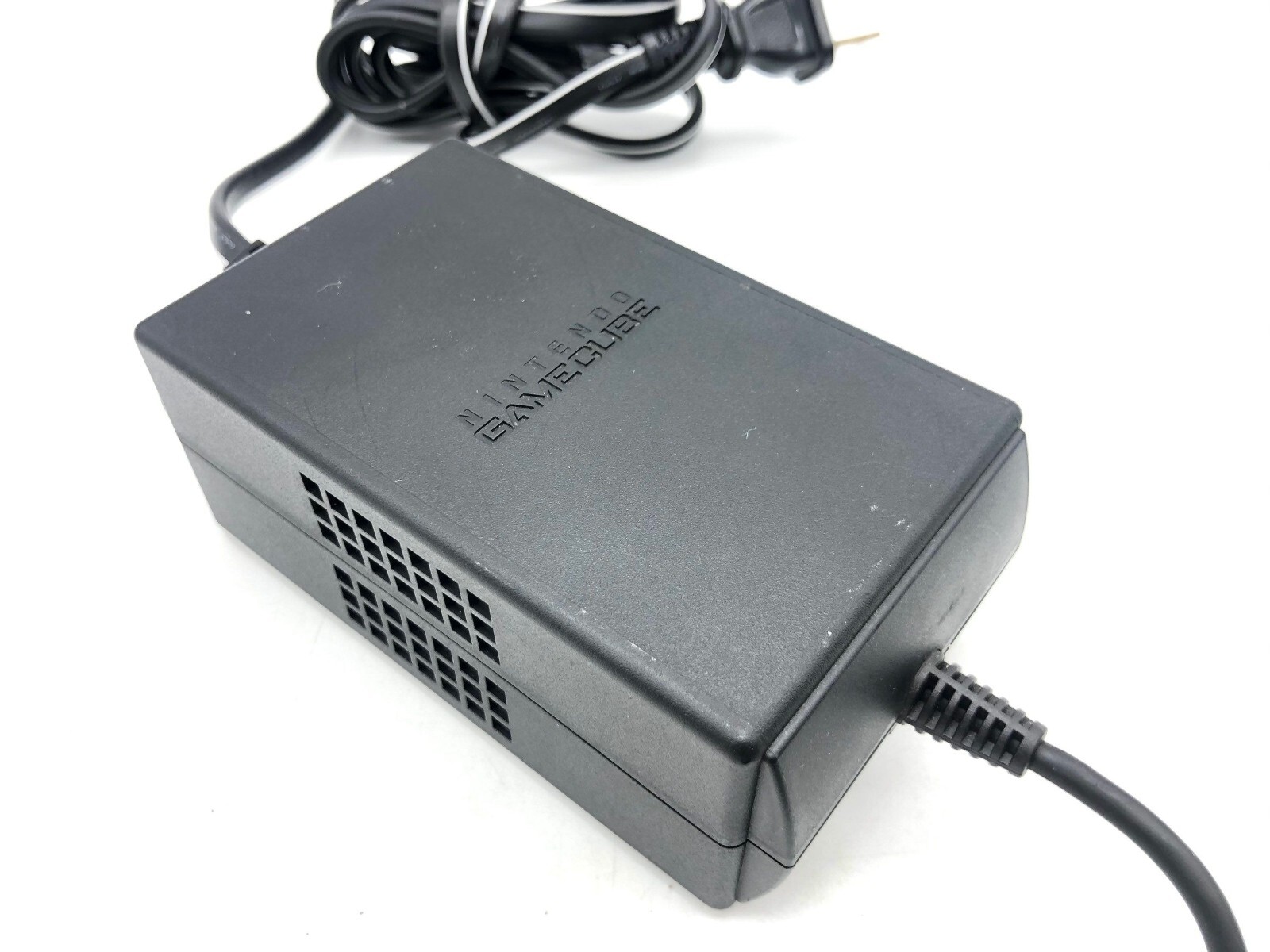 Official Nintendo Gamecube Power Supply AC Adapter DOL-002 Official Nintendo Gamecube Power Supply AC Adapter DOL-002