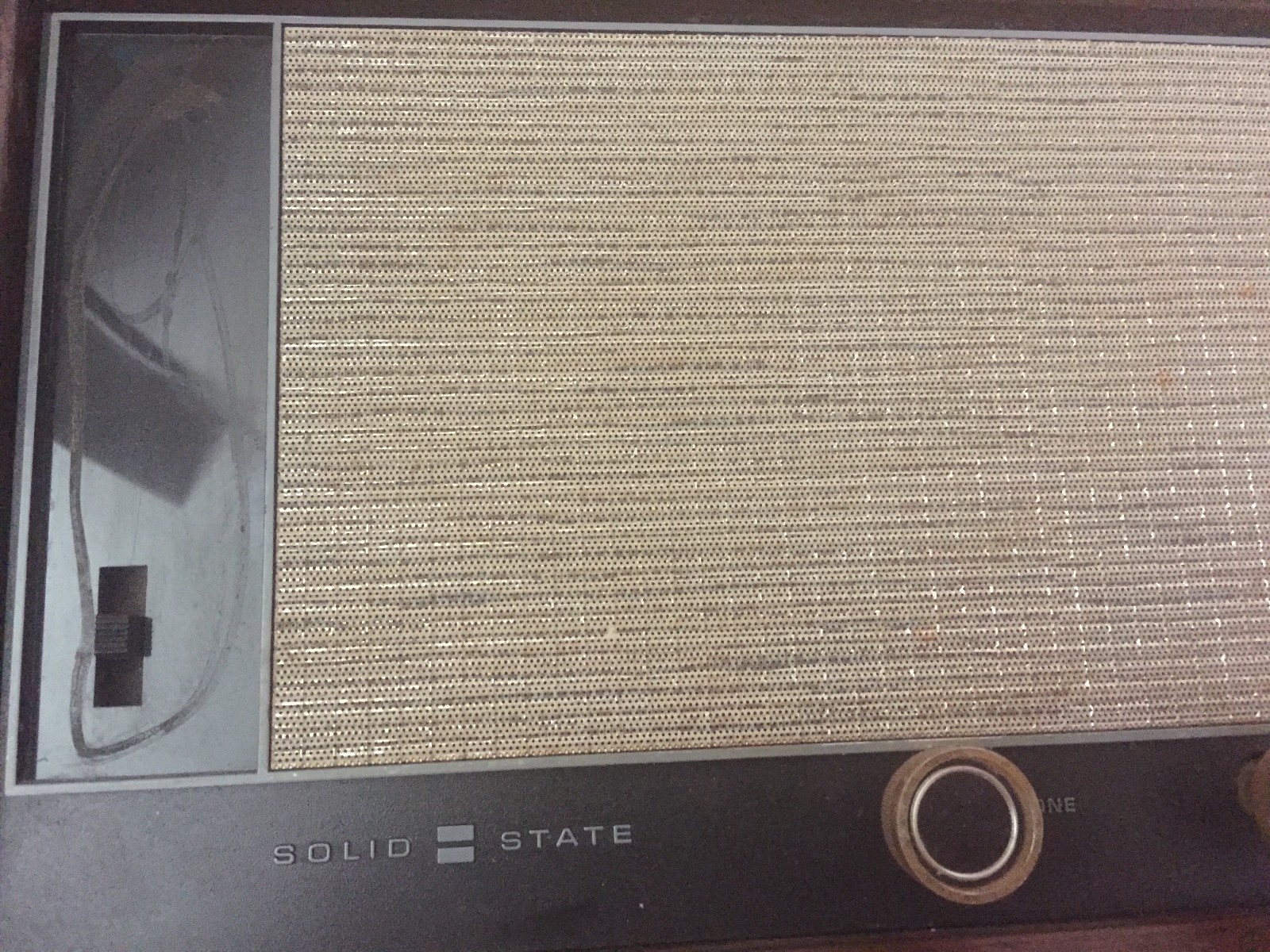 Vintage Zenith Z426P1 Tabletop Solid State Radio