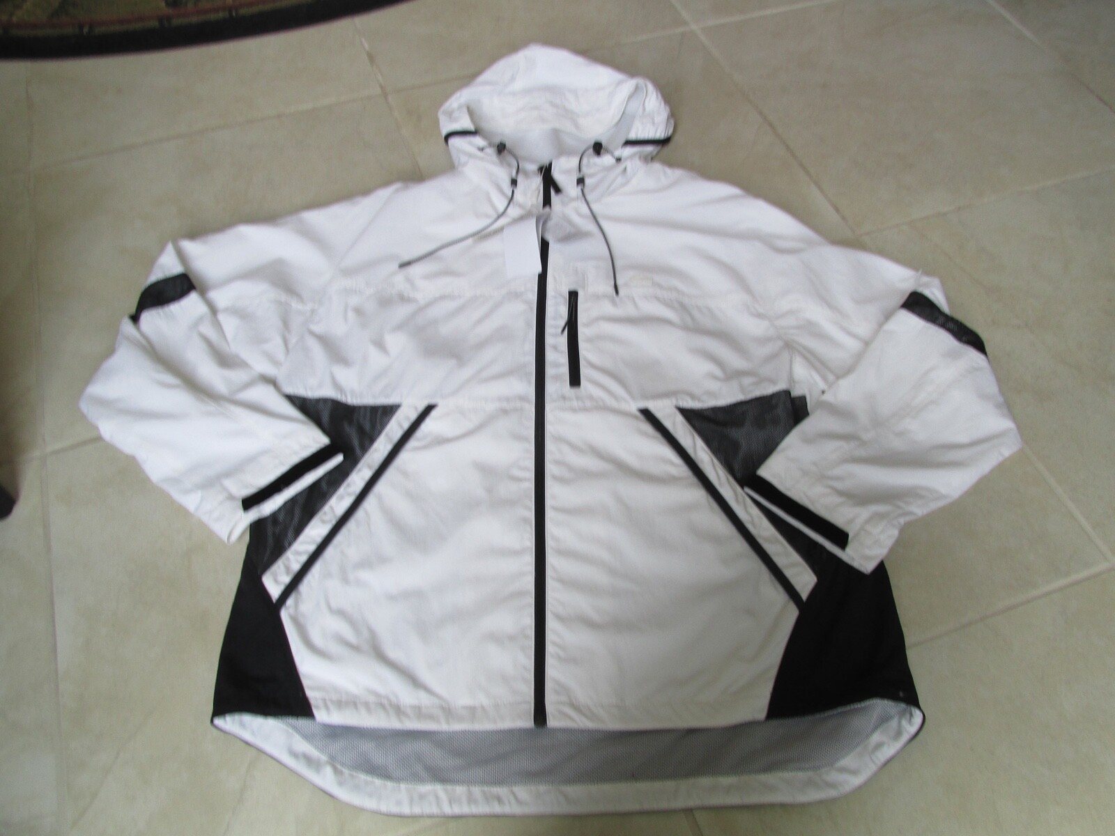 NEW LACOSTE Packable Water-Resistant Hooded Jacket MENS 54