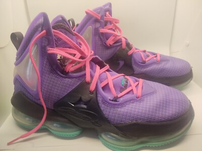 NIKE LEBRON  XIX 19 Wild Berry ''DJ Bron'' MENS SIZE 9 Basketball Athletic Shoes