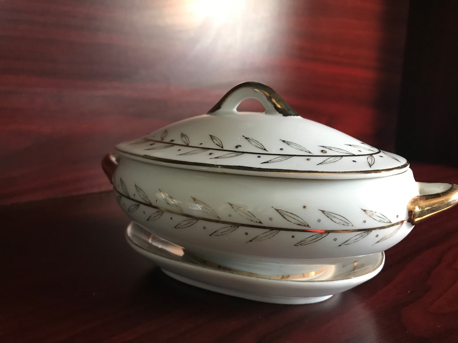 LEFTON CHINA GRAVY BOWL 