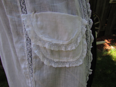Vintage / Antique Cotton White Apron with Lace Trim