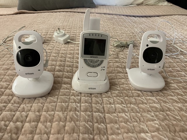oricom baby monitor 2 cameras